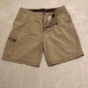 G.H. Bass & Co. Mens KHAKI Groundwork Shorts 34x10 TAN
